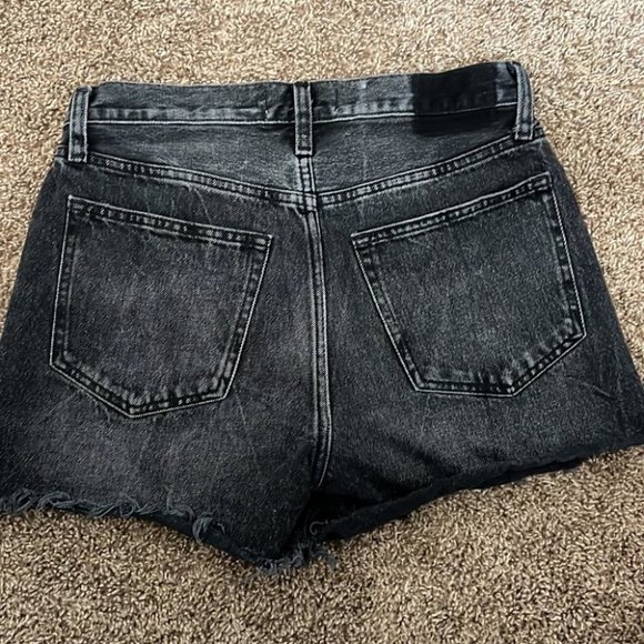 Abercrombie & Fitch Black Mid Rise Denim Frayed Boyfriend Shorts - Picture 4 of 4